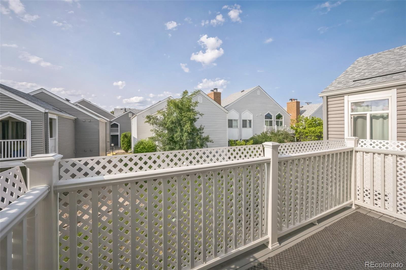 MLS Image #4 for 3331 s monaco parkway,denver, Colorado