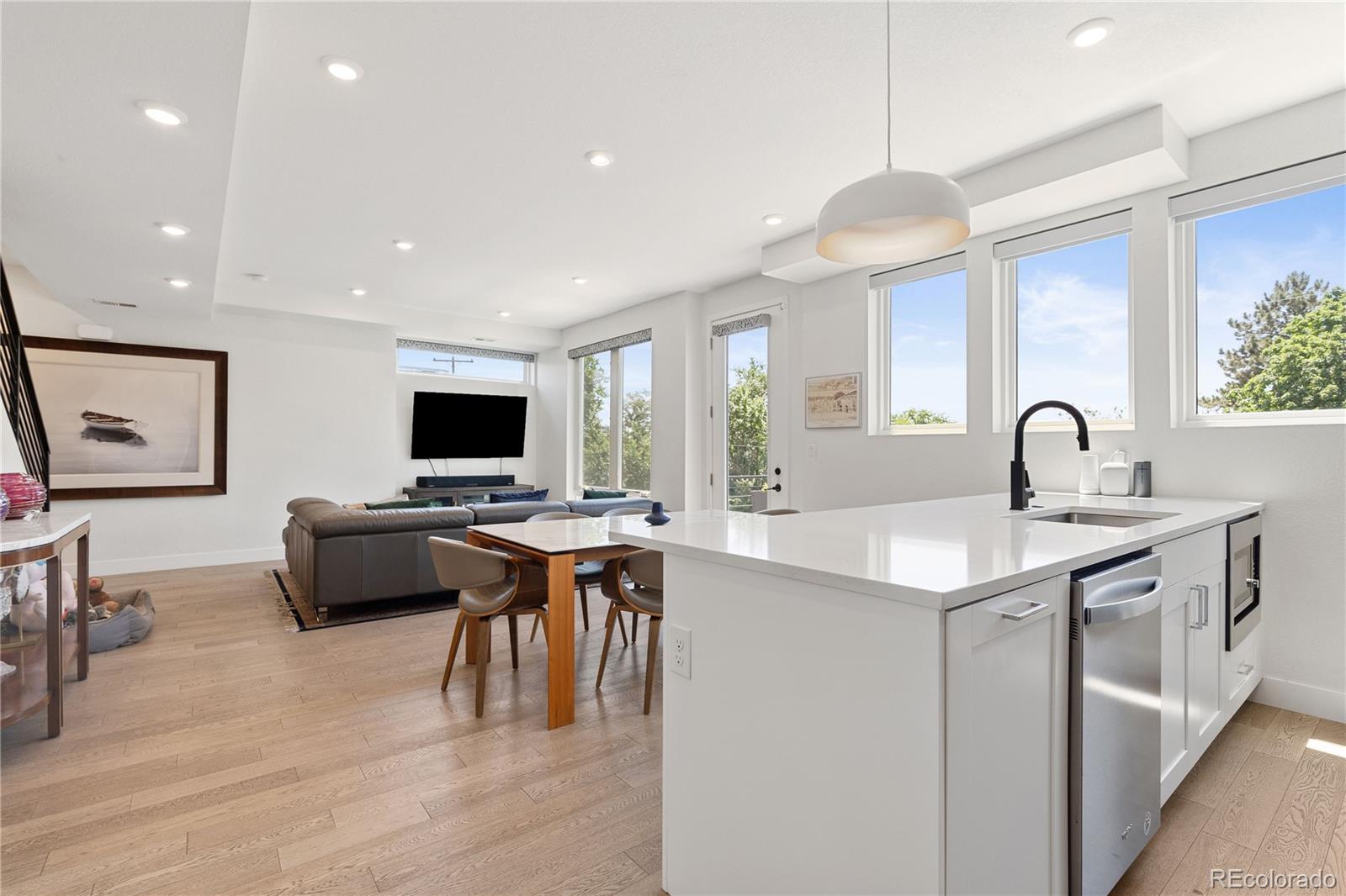MLS Image #10 for 2851 w 23rd avenue,denver, Colorado