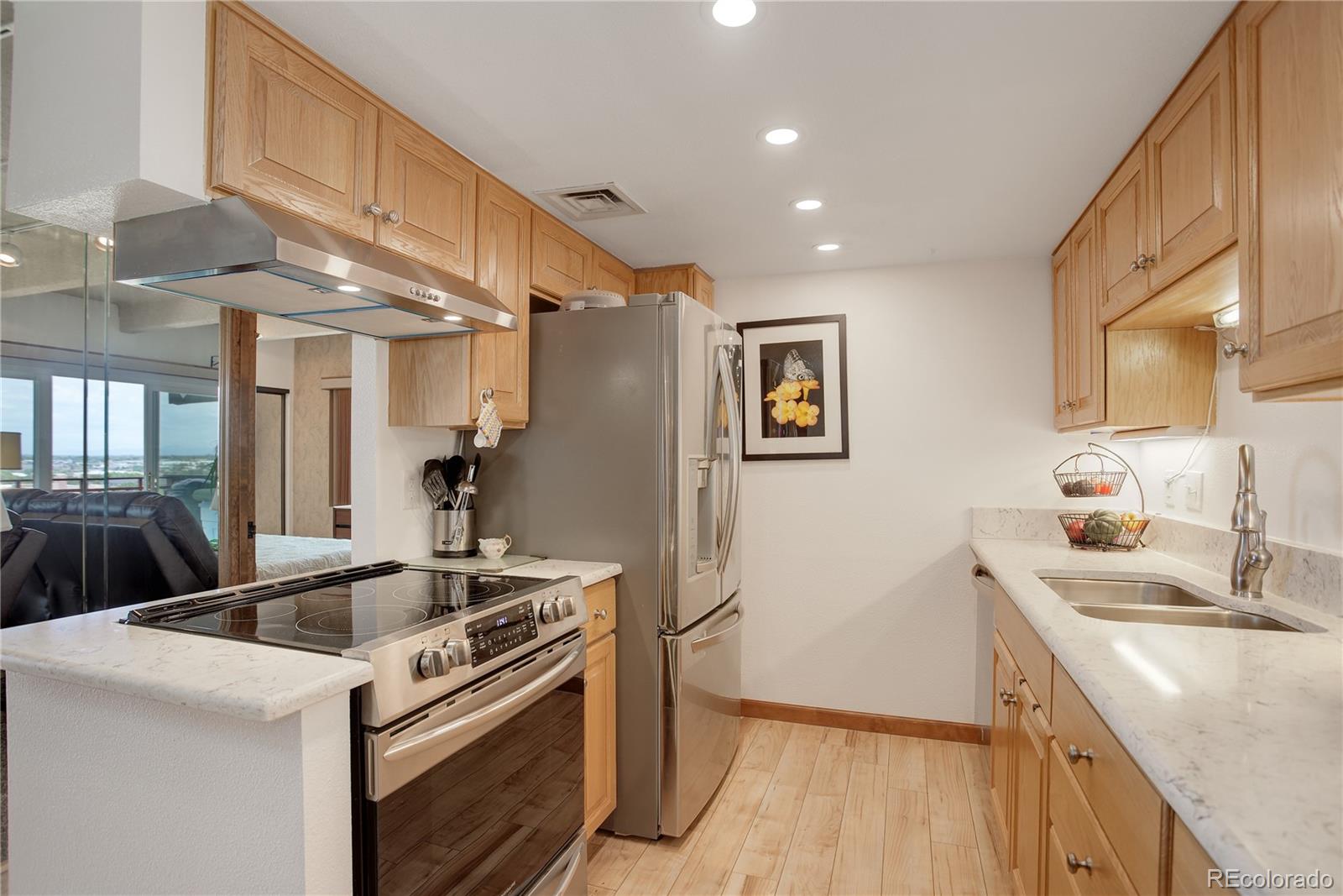 MLS Image #10 for 3675 s cherokee street,englewood, Colorado