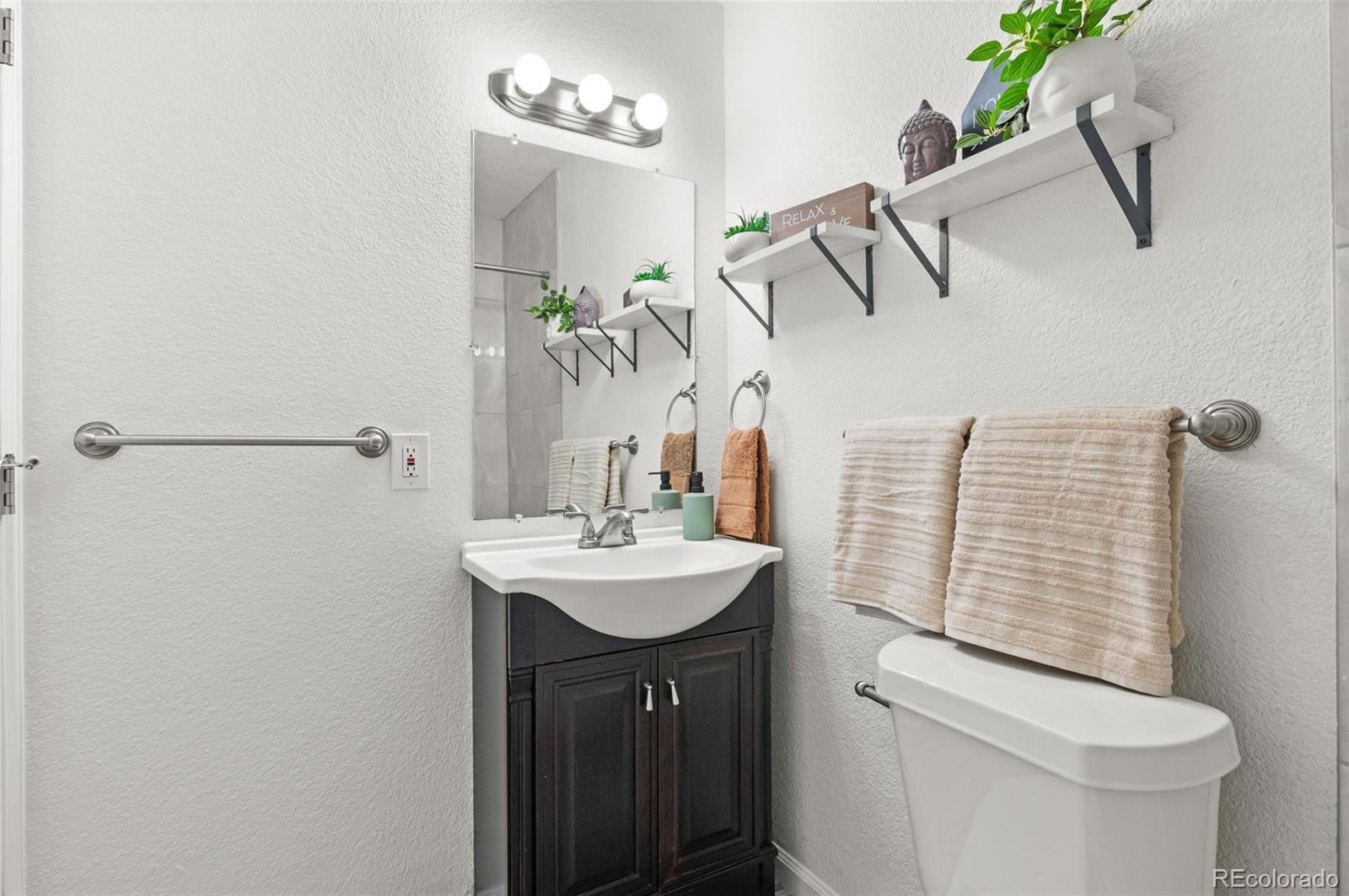 MLS Image #12 for 1414 w nevada place,denver, Colorado