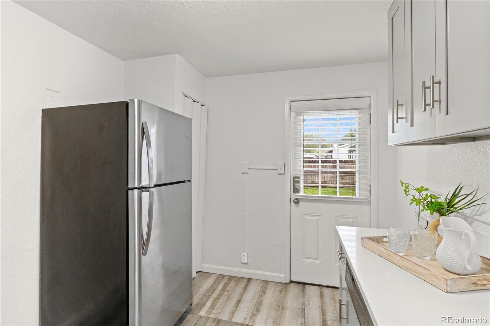 MLS Image #15 for 1414 w nevada place,denver, Colorado