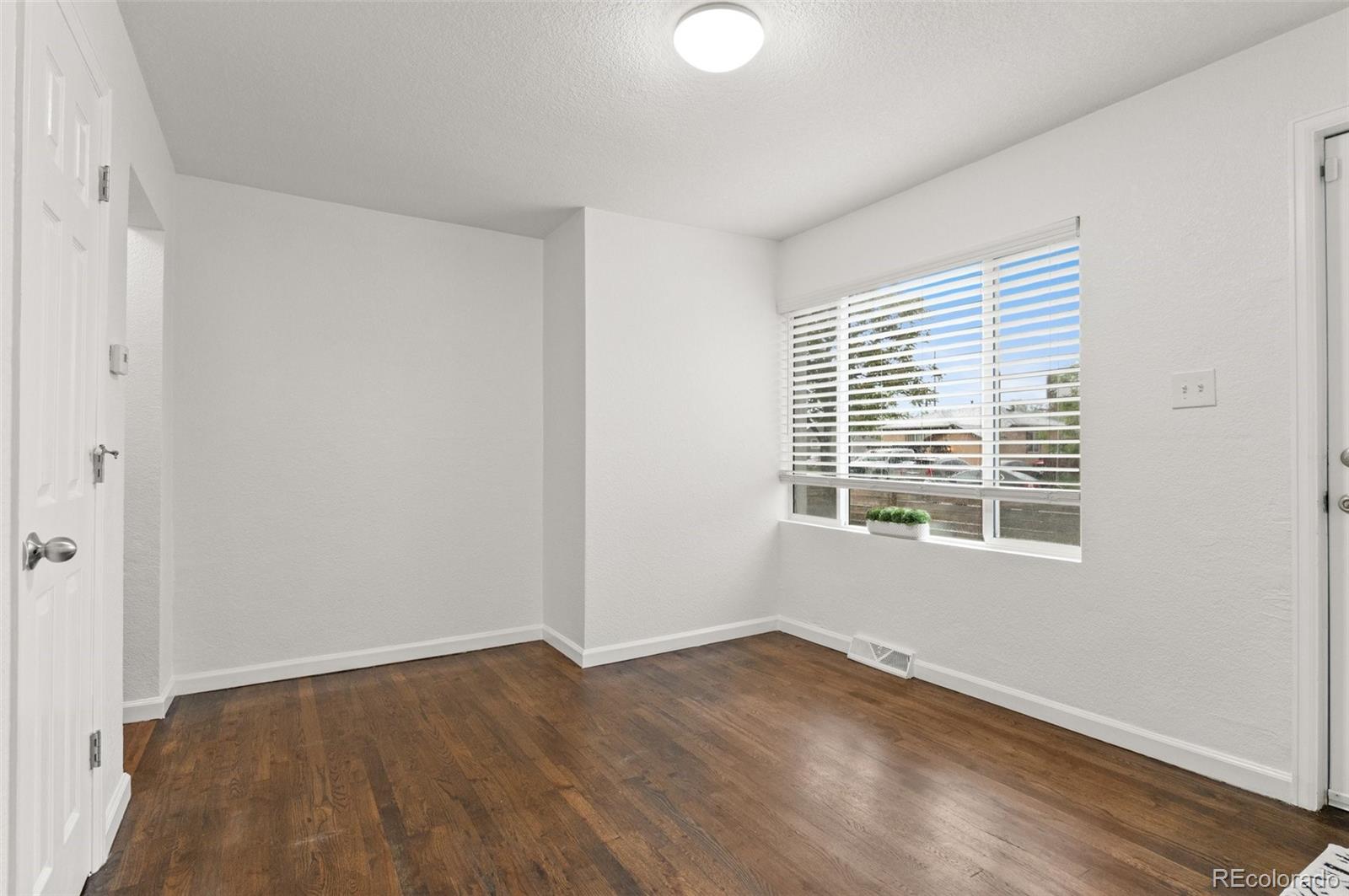 MLS Image #8 for 1414 w nevada place,denver, Colorado