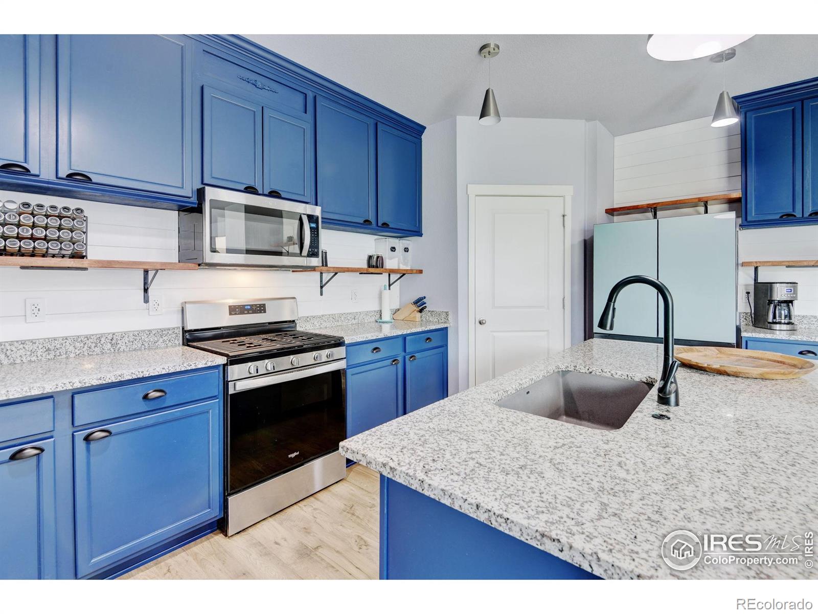 MLS Image #10 for 3657  speedwell street,wellington, Colorado