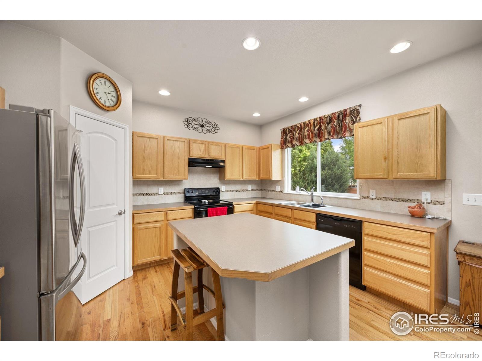 MLS Image #9 for 1475  massadona place,loveland, Colorado