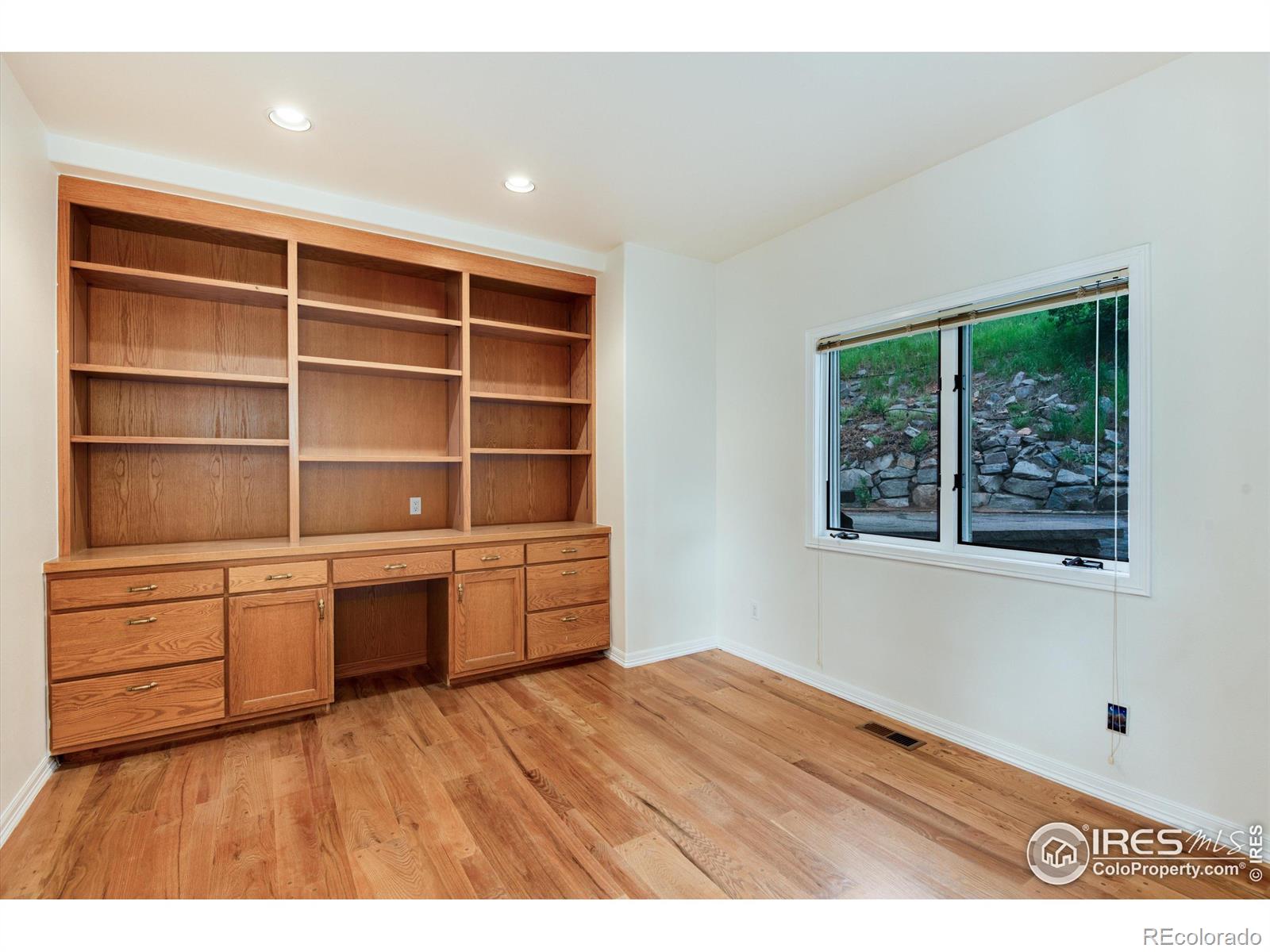 MLS Image #11 for 142  meadowlook way,boulder, Colorado