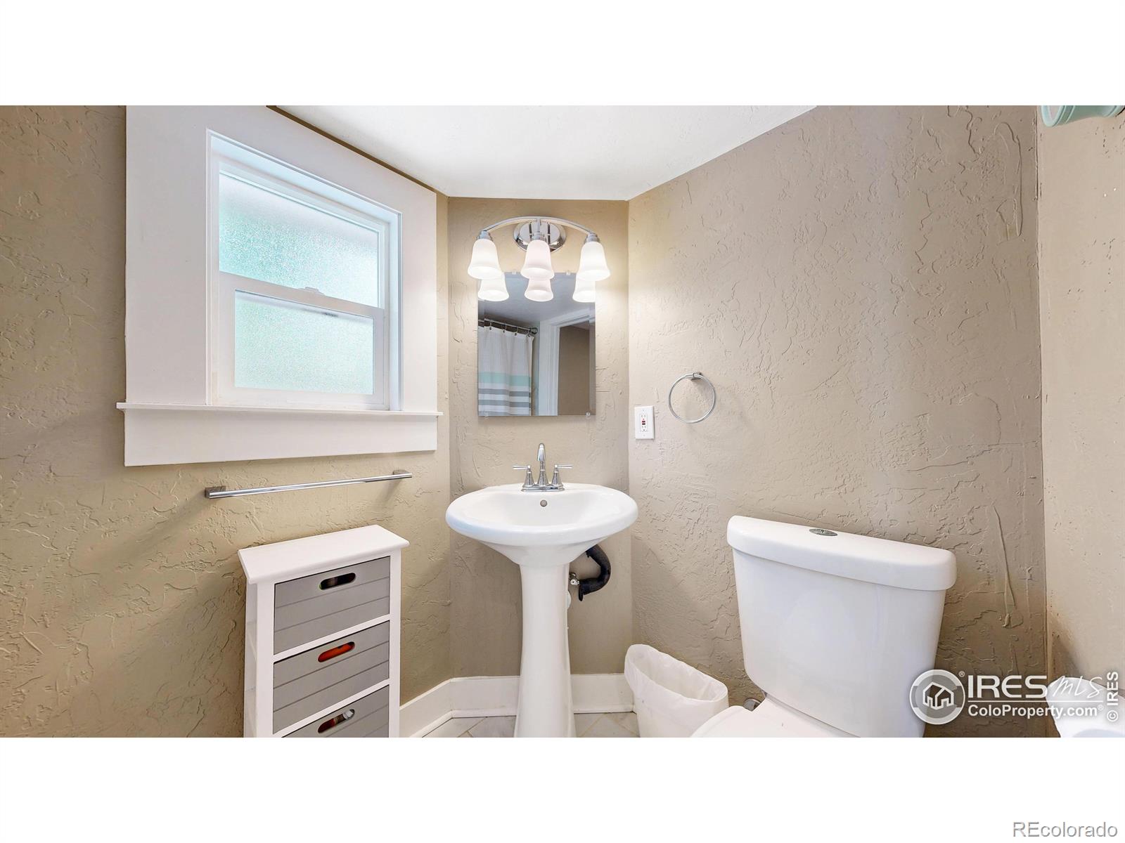 MLS Image #15 for 904 n jefferson avenue,loveland, Colorado