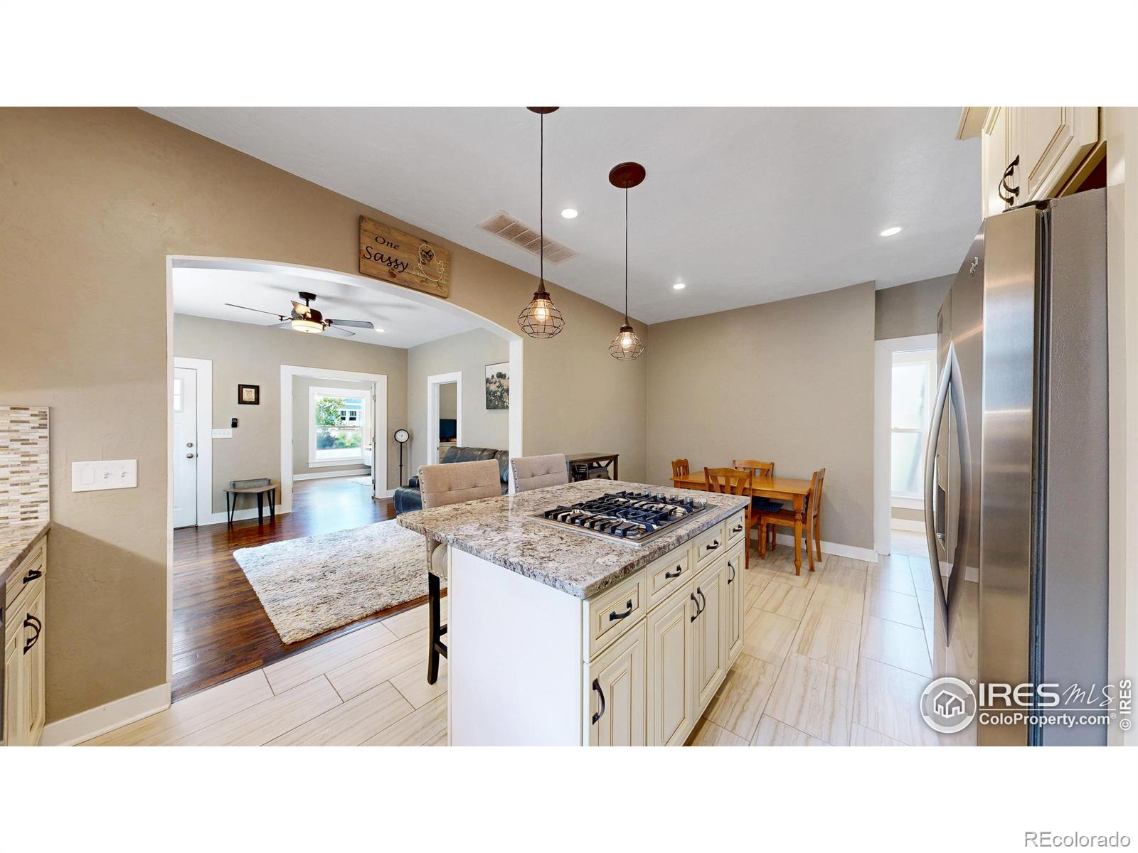 MLS Image #7 for 904 n jefferson avenue,loveland, Colorado