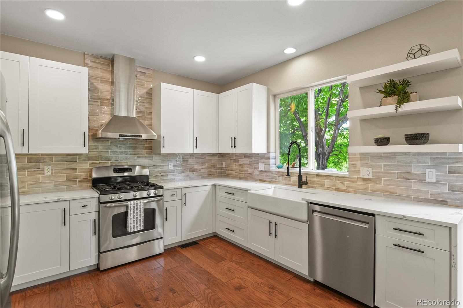 MLS Image #10 for 5755 w berry avenue,denver, Colorado