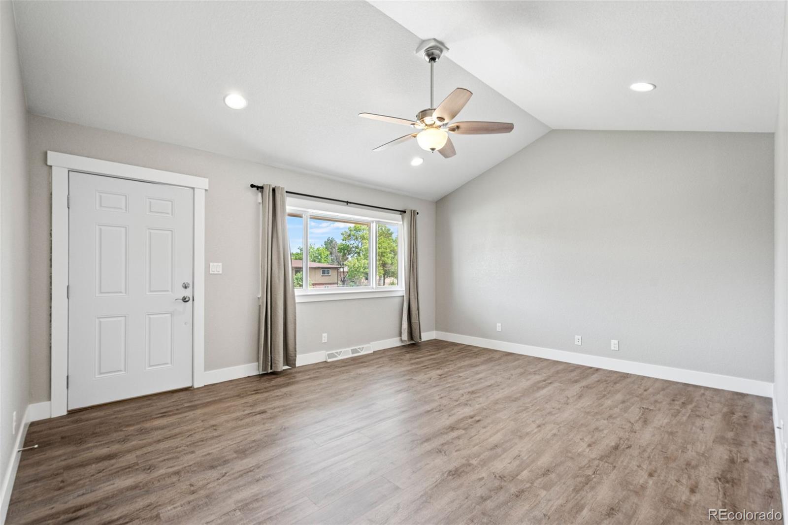 MLS Image #6 for 335 n 11th avenue,brighton, Colorado