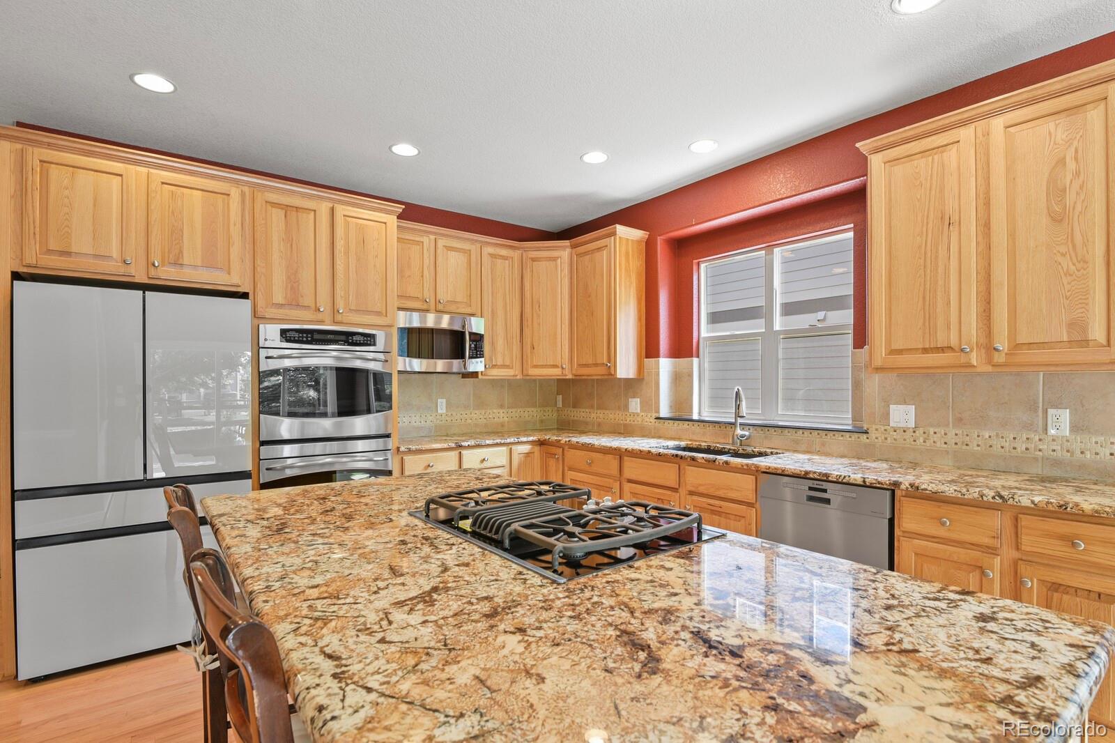 MLS Image #14 for 6533 s ouray street,aurora, Colorado