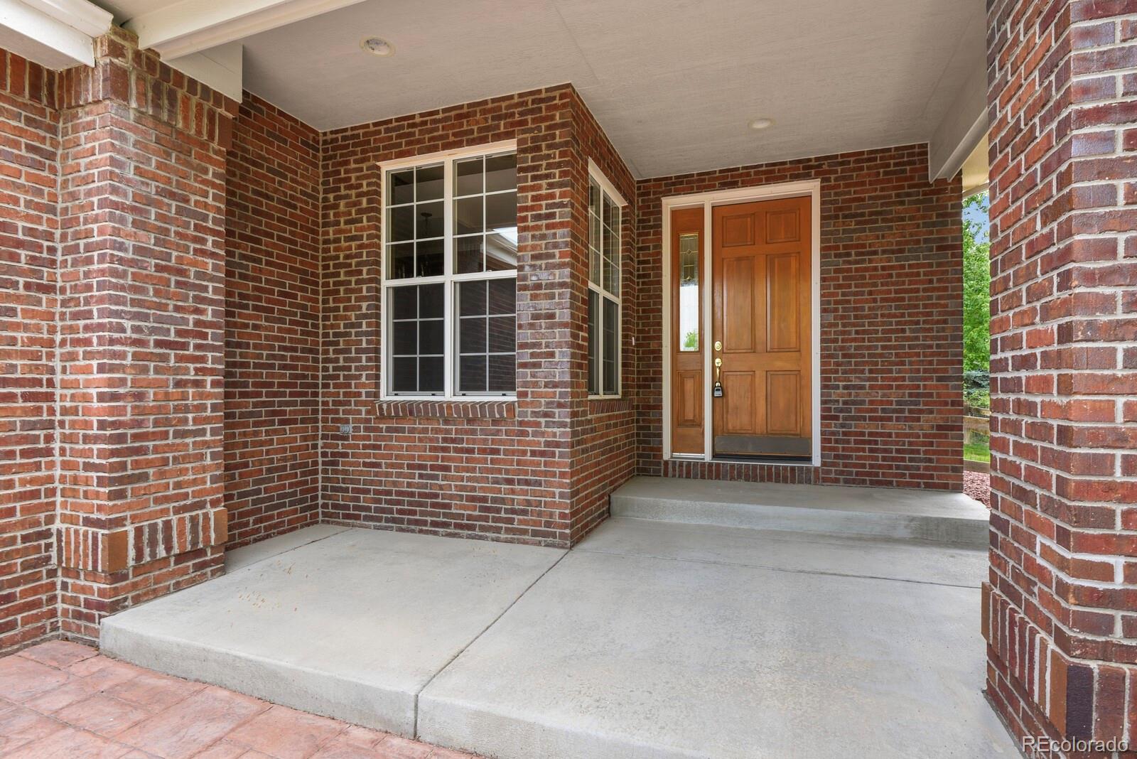 MLS Image #2 for 6533 s ouray street,aurora, Colorado