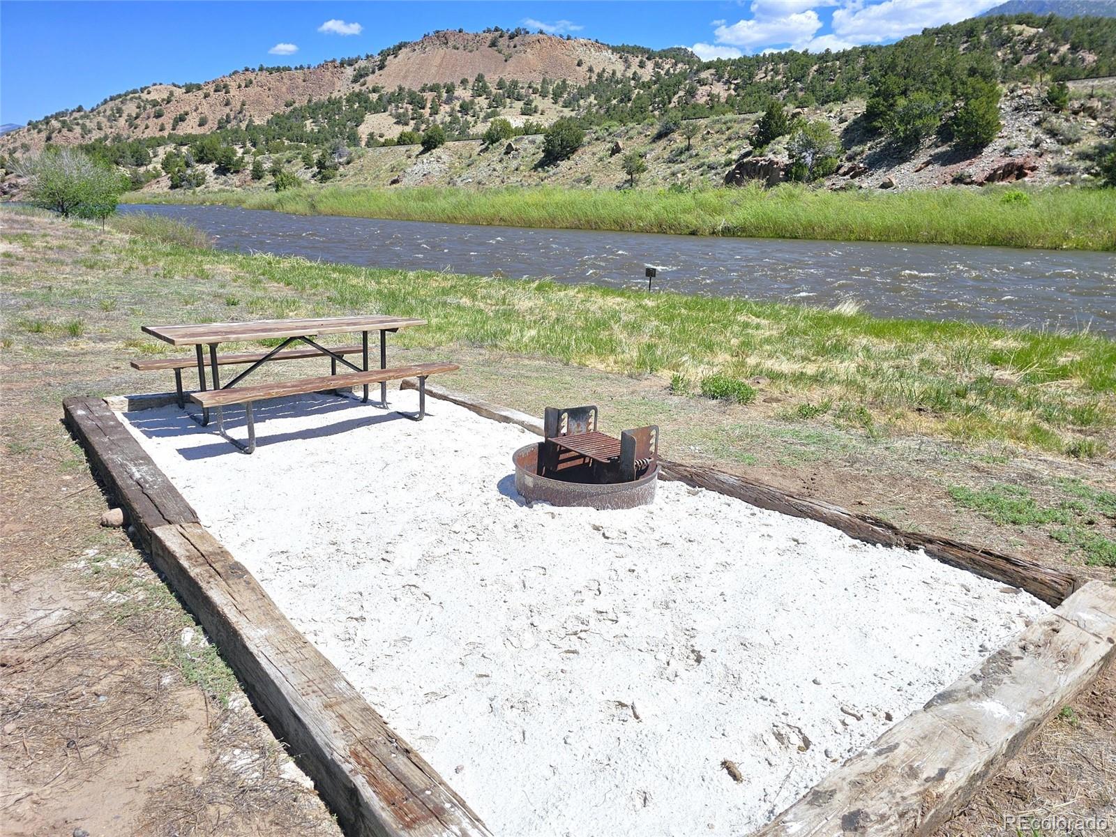 MLS Image #13 for 11679  us highway 50 ,howard, Colorado