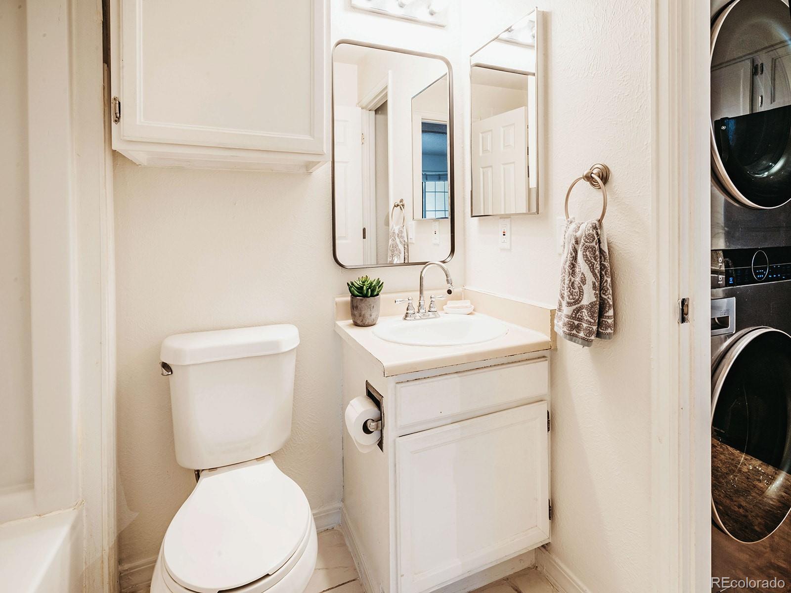 MLS Image #11 for 13894 e lehigh avenue,aurora, Colorado