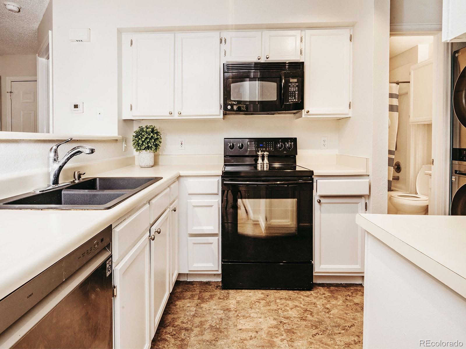 MLS Image #8 for 13894 e lehigh avenue,aurora, Colorado