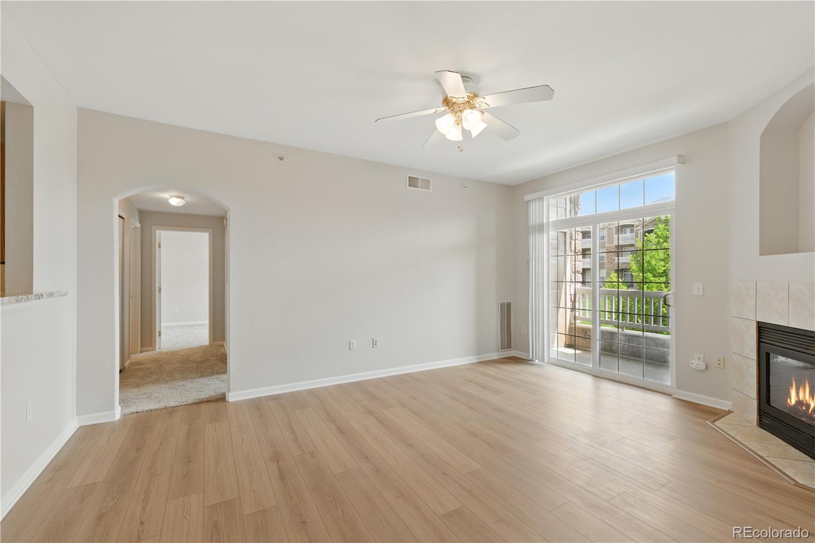 MLS Image #5 for 7440 s blackhawk street,englewood, Colorado
