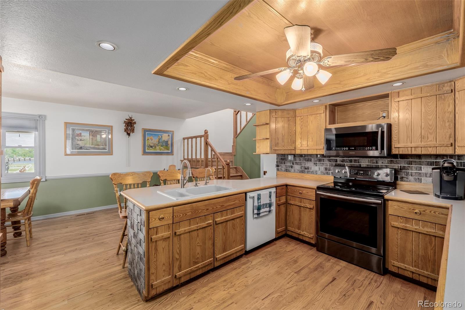 MLS Image #11 for 14447  madison street,thornton, Colorado