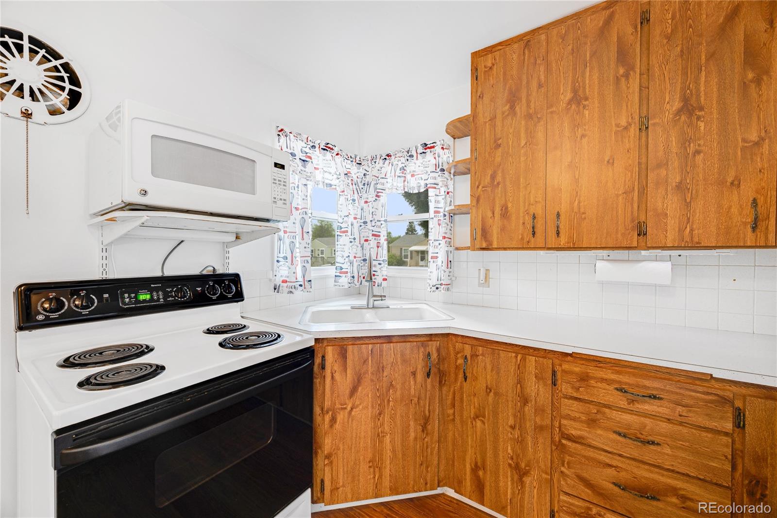 MLS Image #8 for 2203 n wahsatch avenue,colorado springs, Colorado