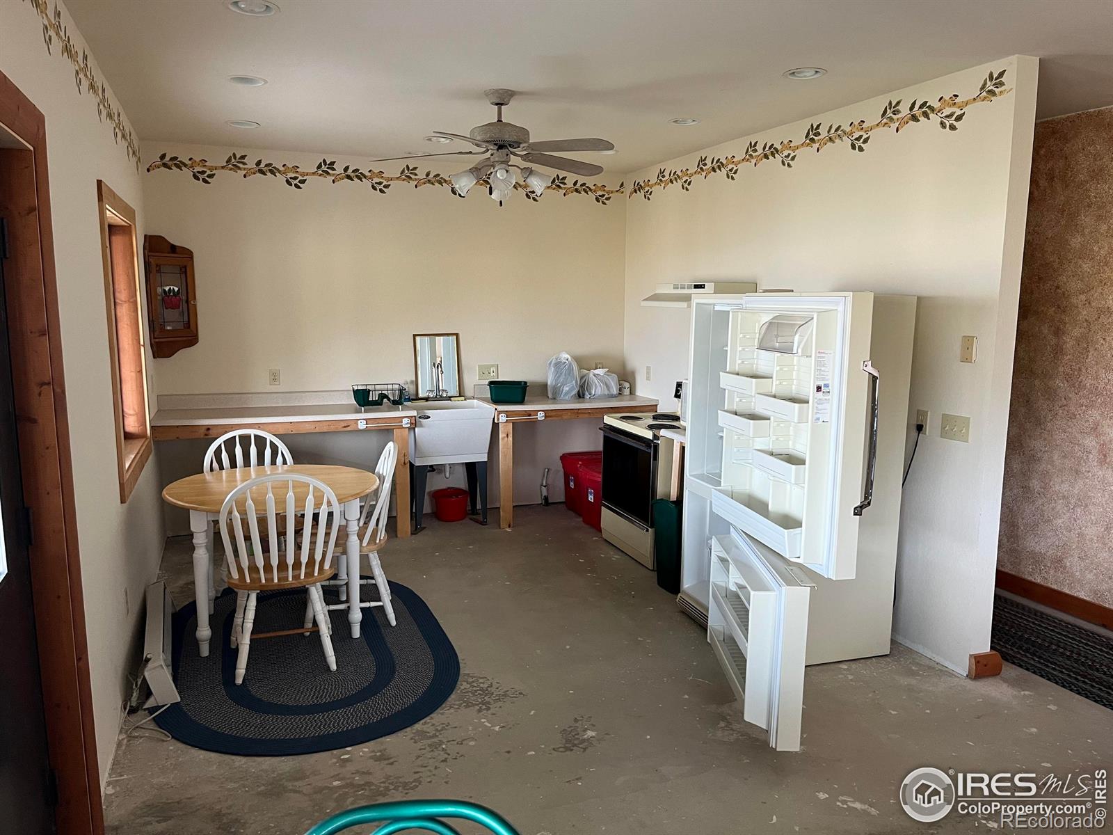 MLS Image #2 for 821  woodlot lane,bellvue, Colorado