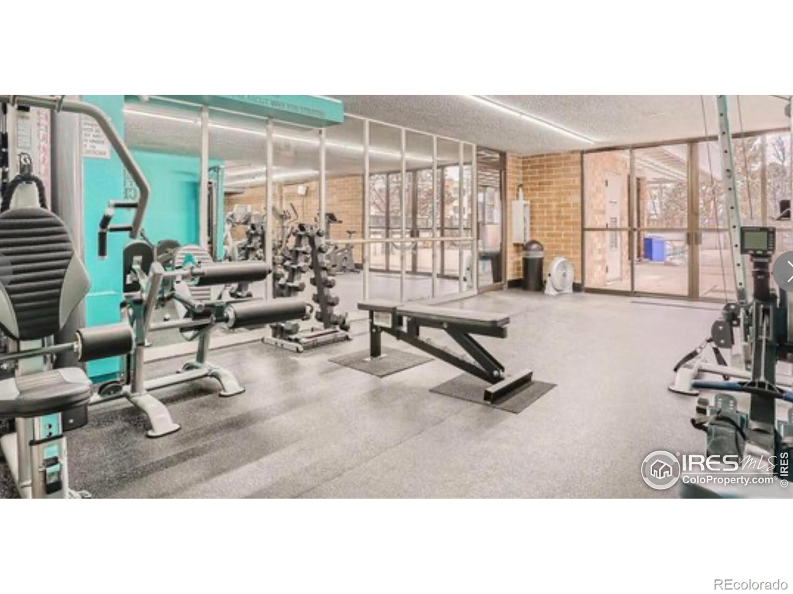 MLS Image #25 for 2835 s monaco parkway,denver, Colorado