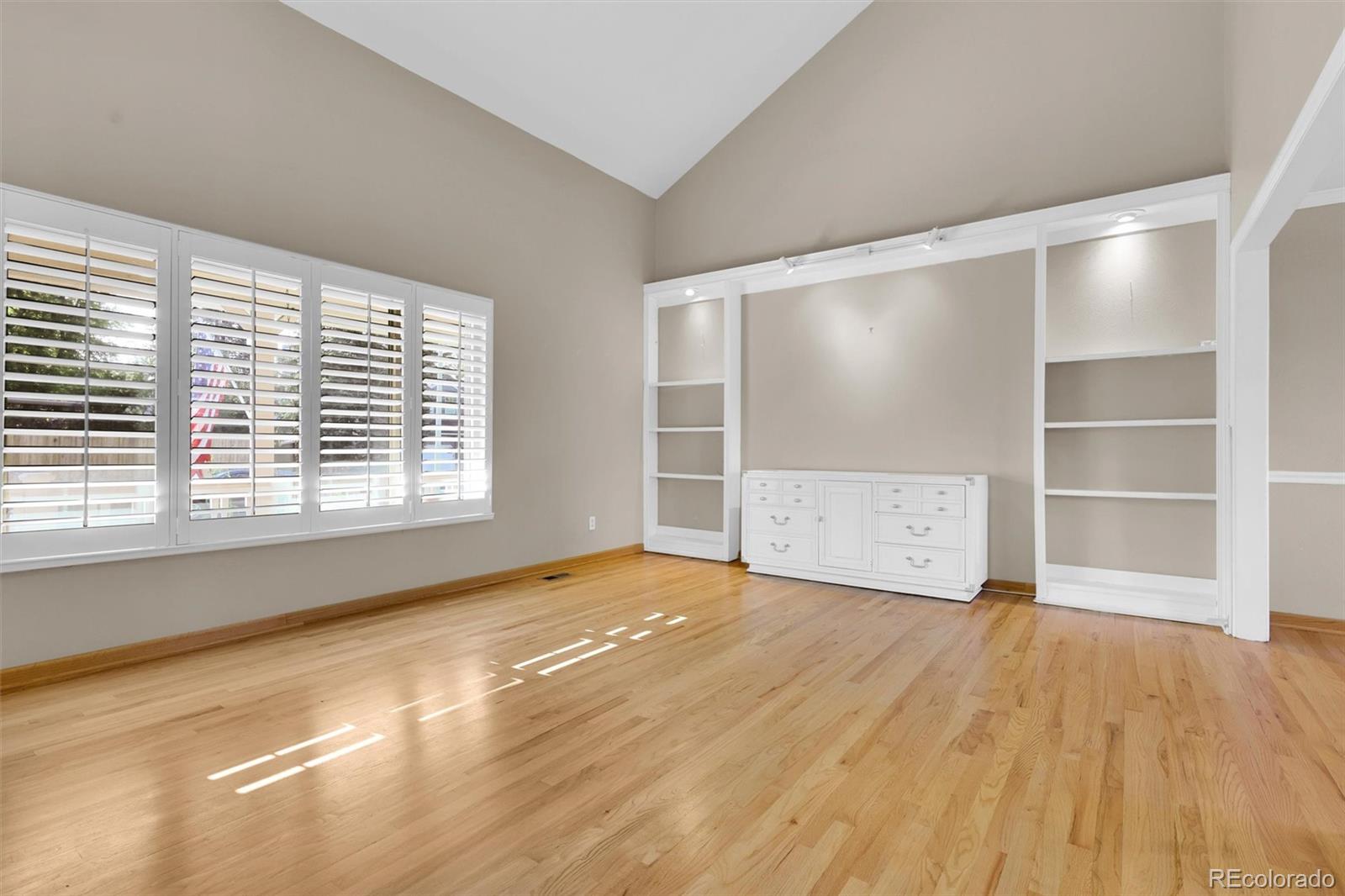 MLS Image #4 for 5622 e weaver circle,centennial, Colorado