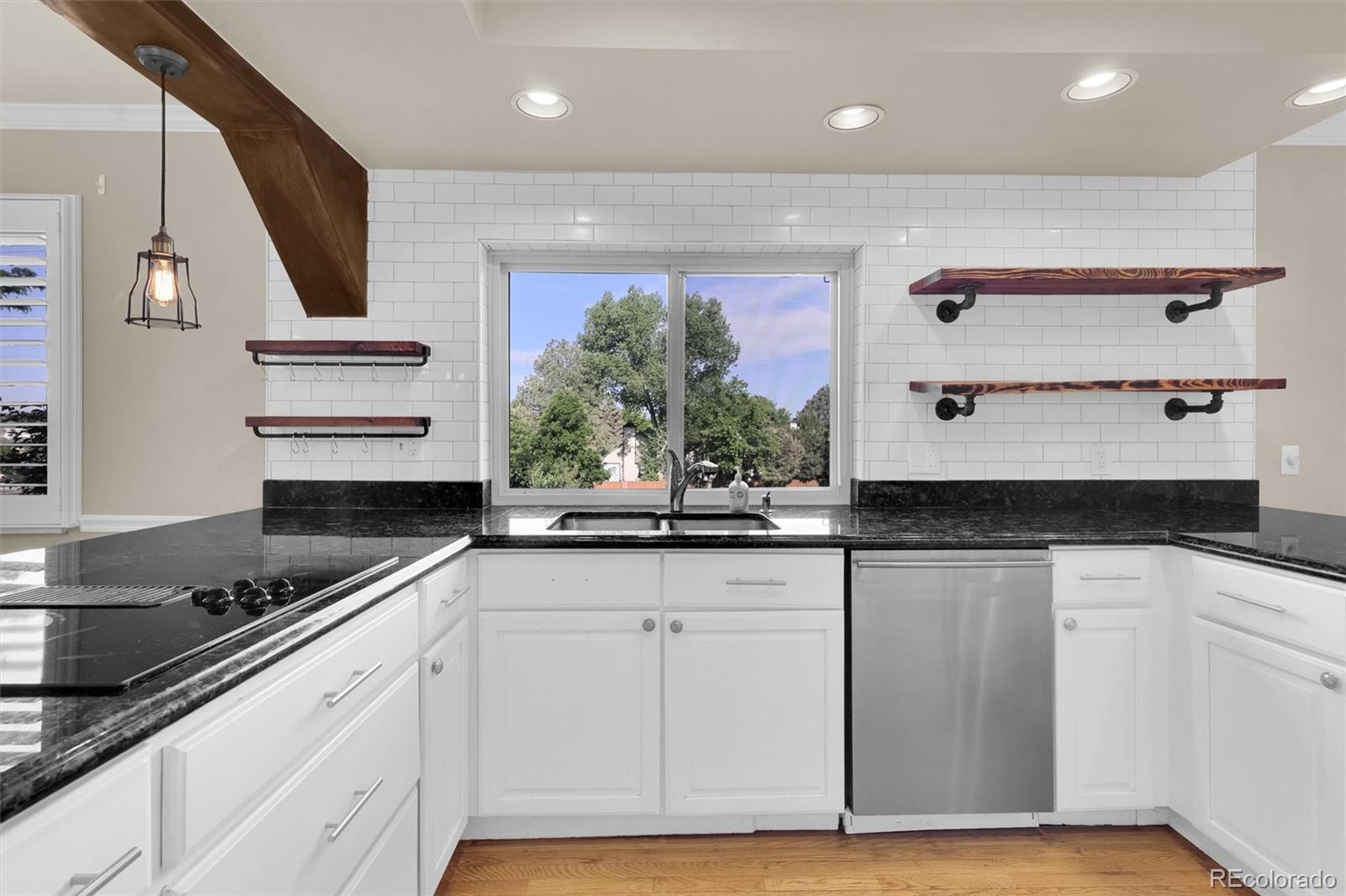MLS Image #7 for 5622 e weaver circle,centennial, Colorado
