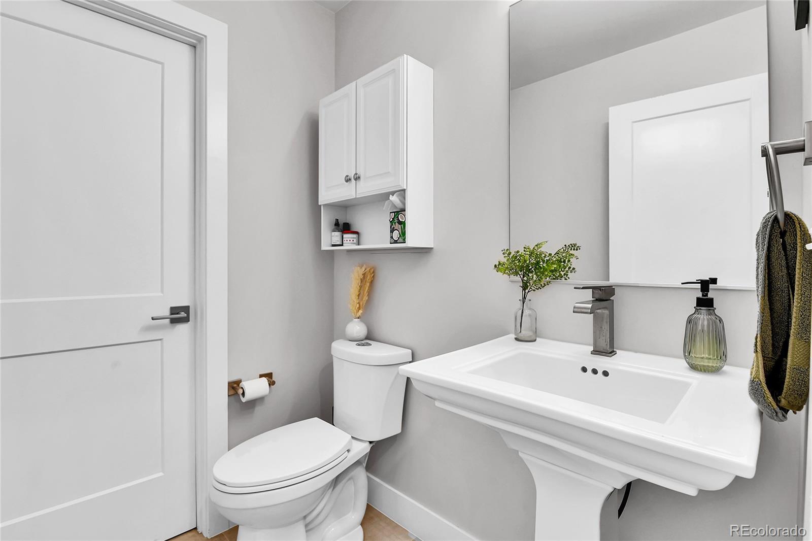 MLS Image #13 for 3178 n race street,denver, Colorado