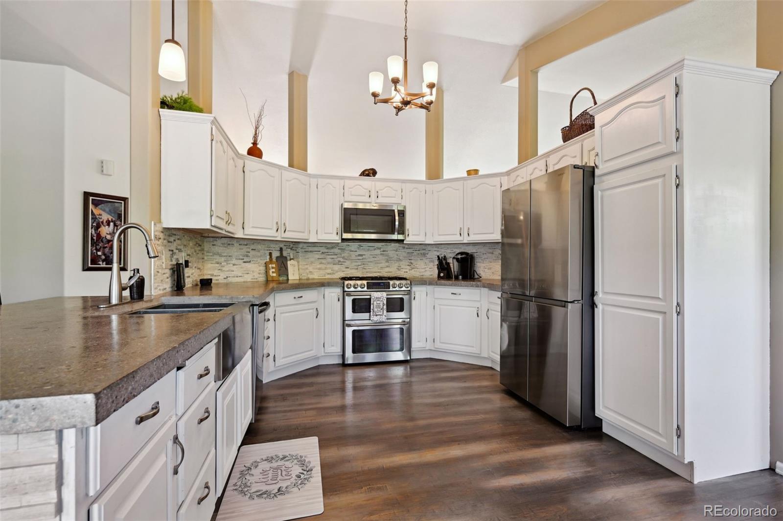 MLS Image #2 for 5465  broadmoor bliff drive,colorado springs, Colorado