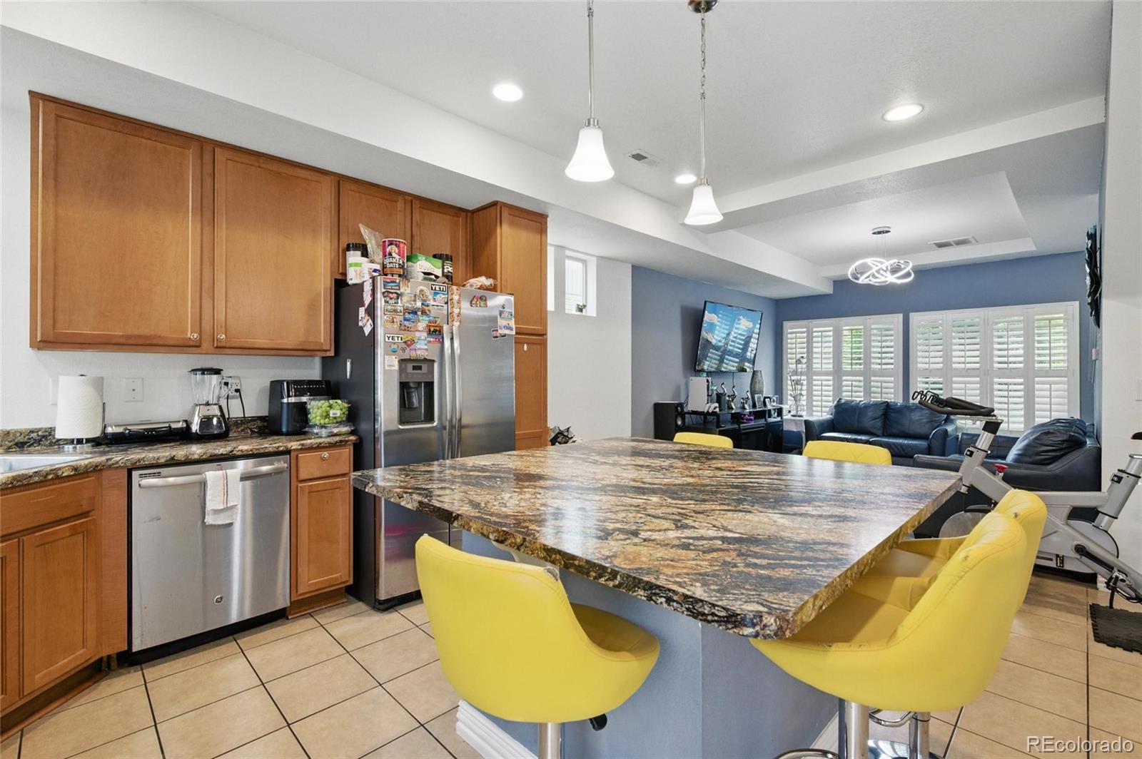 MLS Image #10 for 18619 e 50th place,denver, Colorado