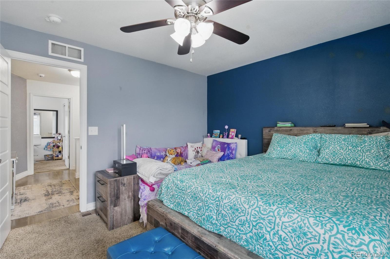 MLS Image #15 for 18619 e 50th place,denver, Colorado