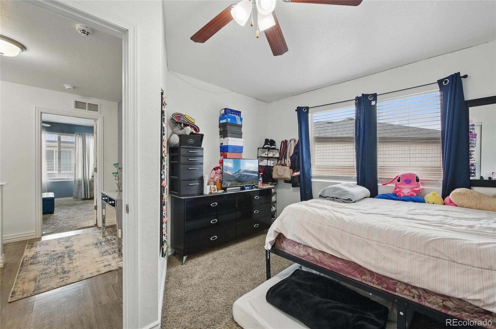 MLS Image #25 for 18619 e 50th place,denver, Colorado
