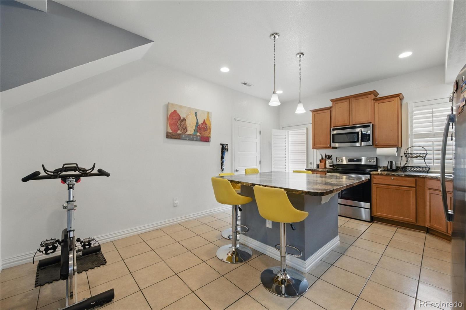 MLS Image #8 for 18619 e 50th place,denver, Colorado