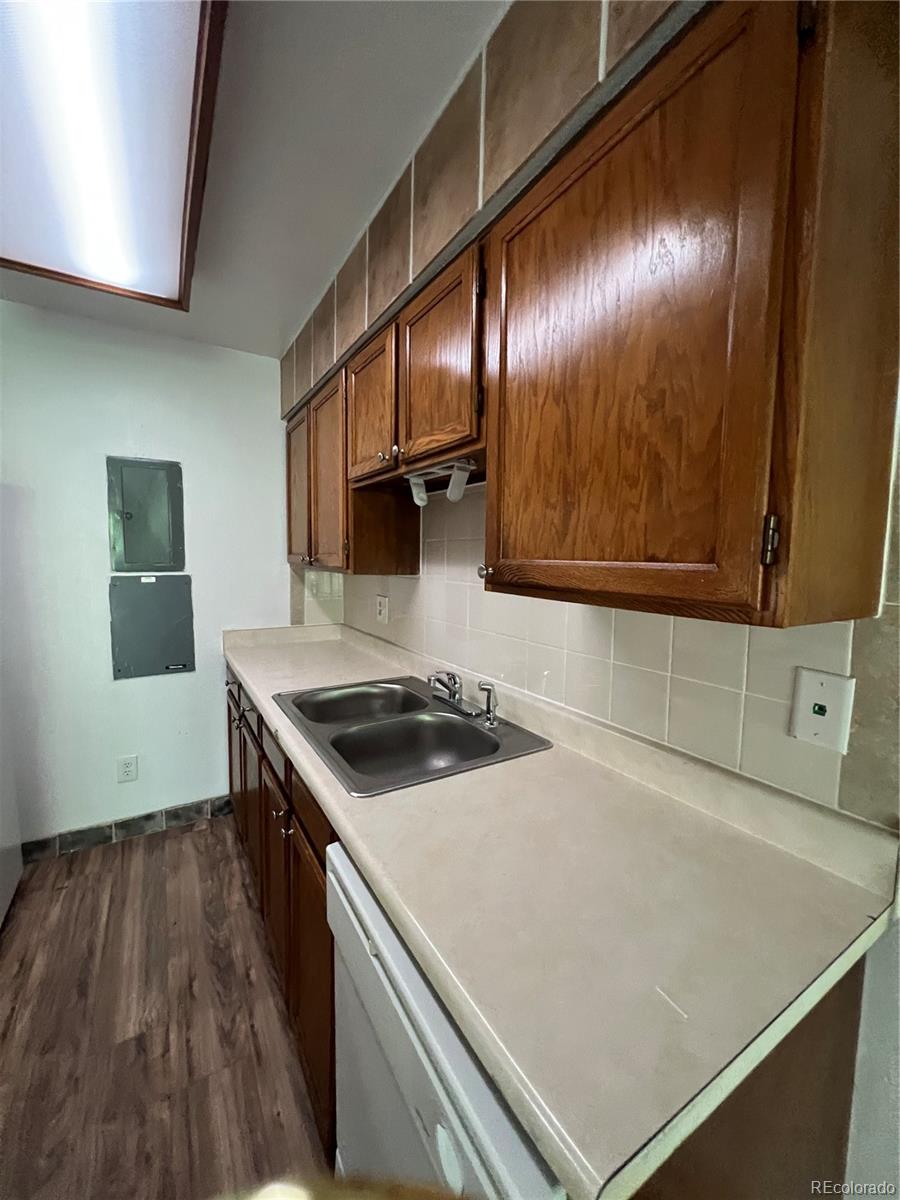 MLS Image #8 for 14852 e kentucky drive,aurora, Colorado