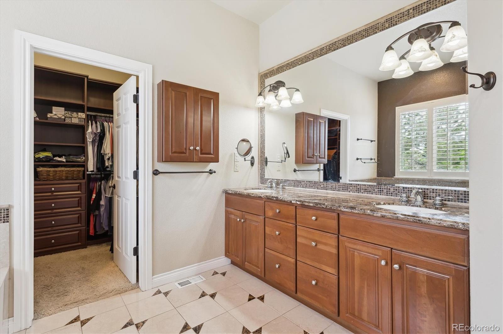 MLS Image #12 for 4775 s anaheim court,aurora, Colorado