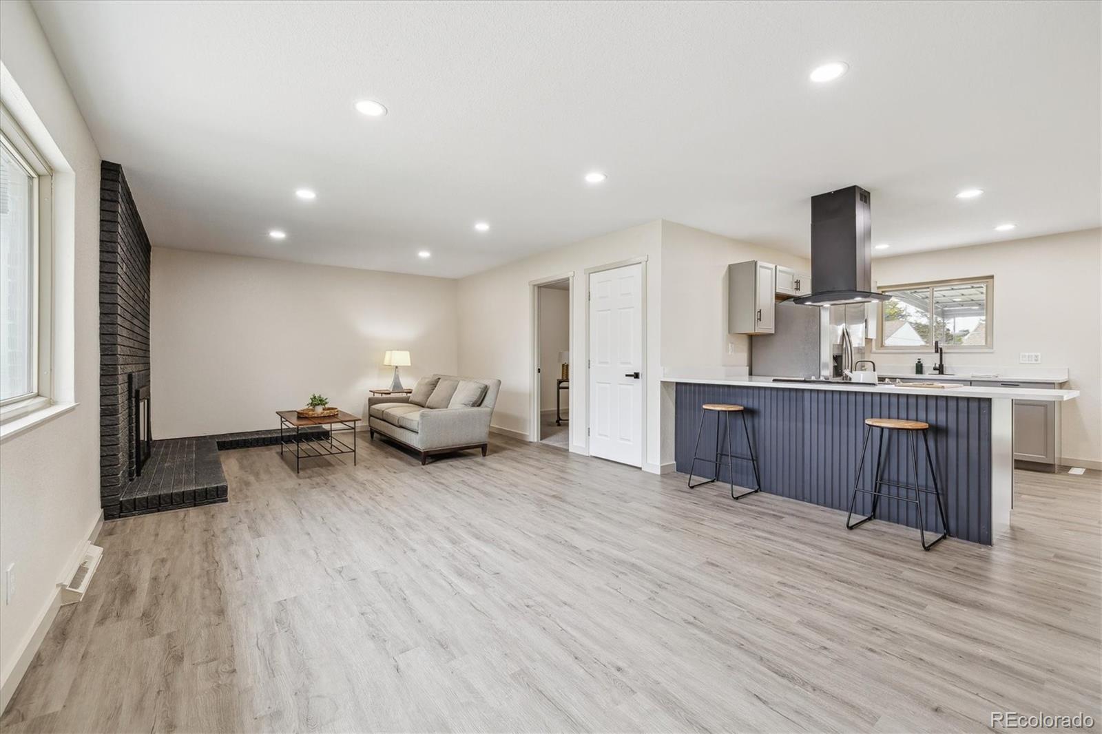 MLS Image #5 for 7952  zuni street,denver, Colorado