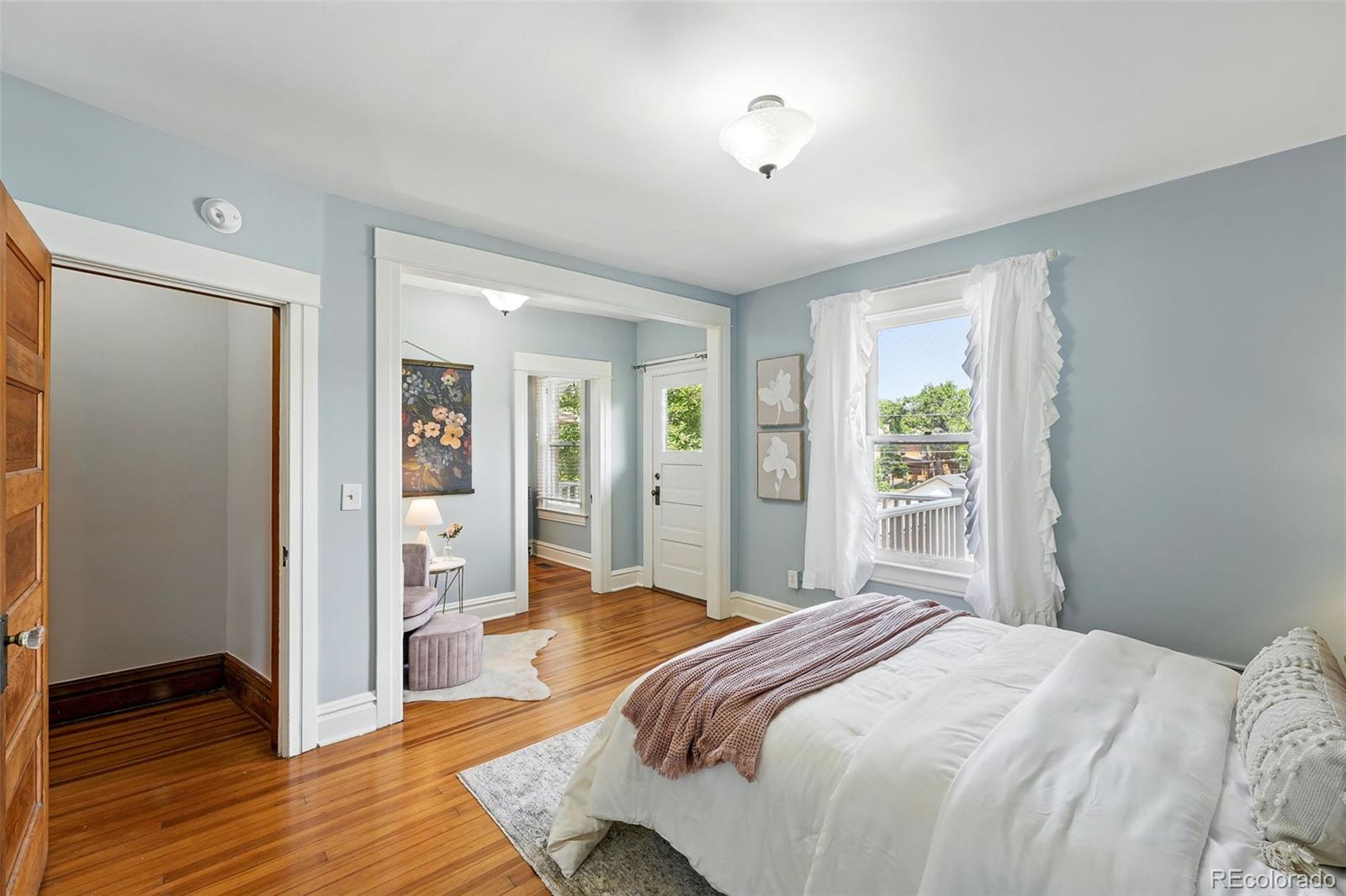 MLS Image #19 for 1582  steele street,denver, Colorado