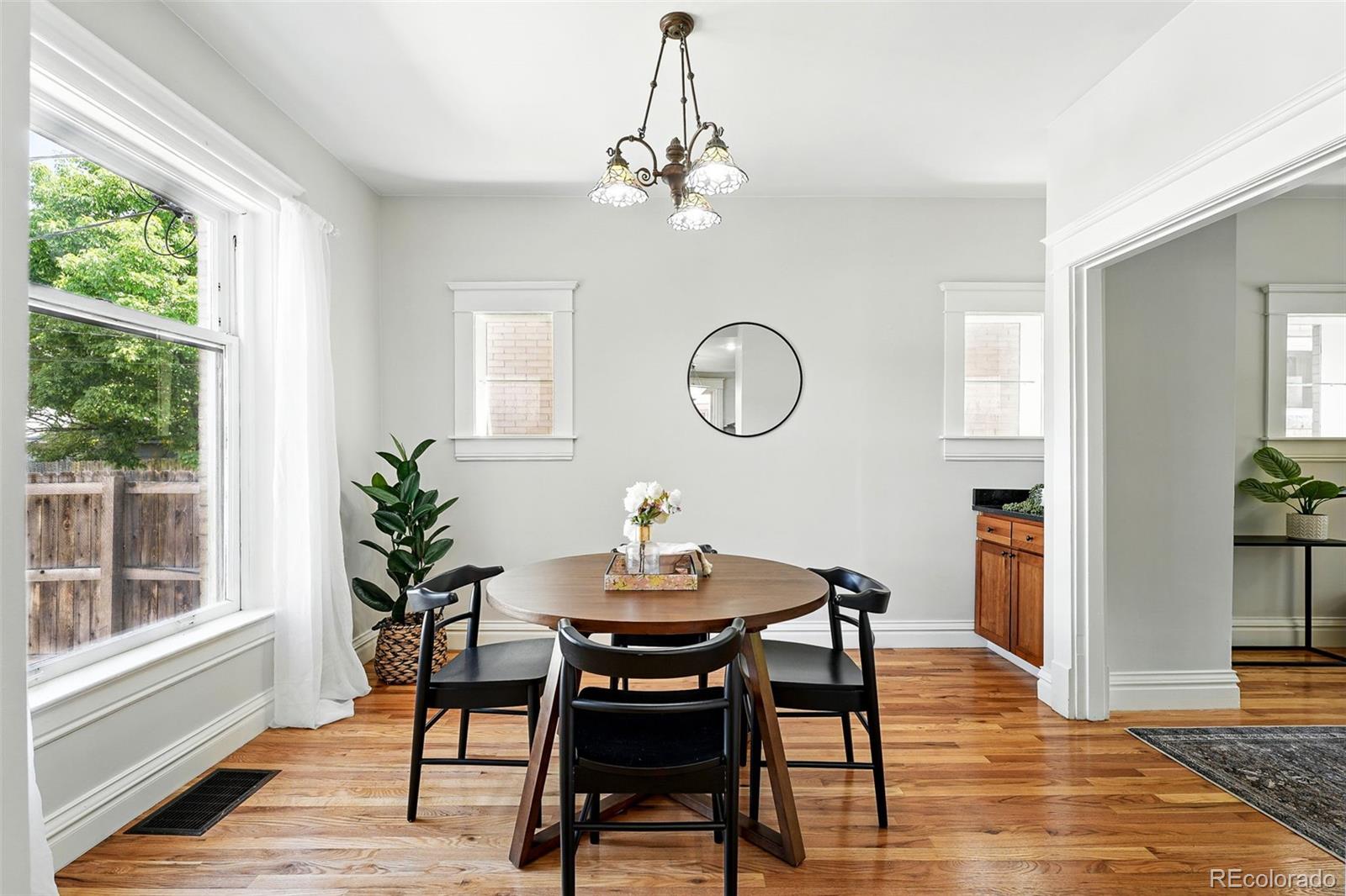 MLS Image #9 for 1582  steele street,denver, Colorado