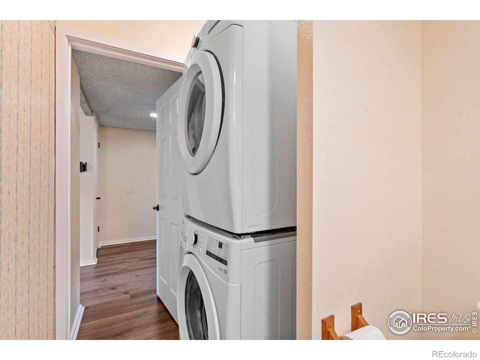 MLS Image #15 for 985 w 10th street,loveland, Colorado