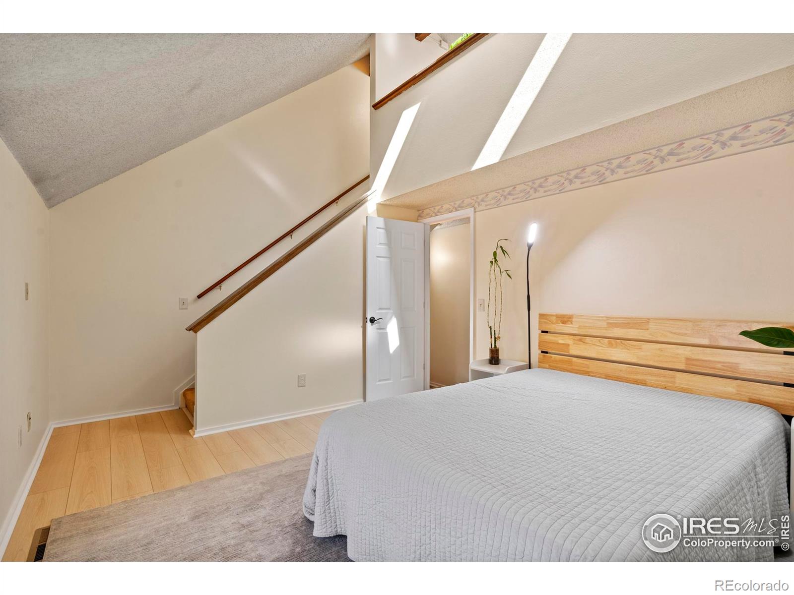 MLS Image #17 for 985 w 10th street,loveland, Colorado