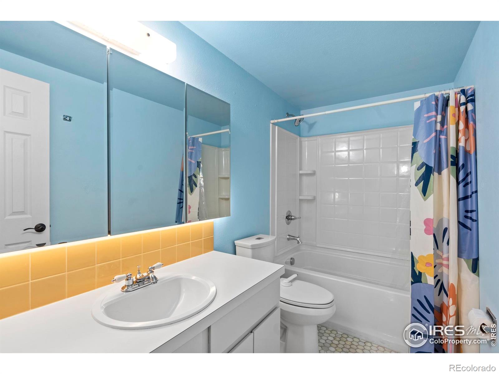 MLS Image #22 for 985 w 10th street,loveland, Colorado