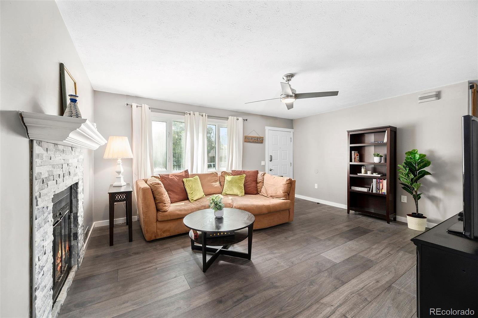 MLS Image #1 for 1391  elmira street,aurora, Colorado