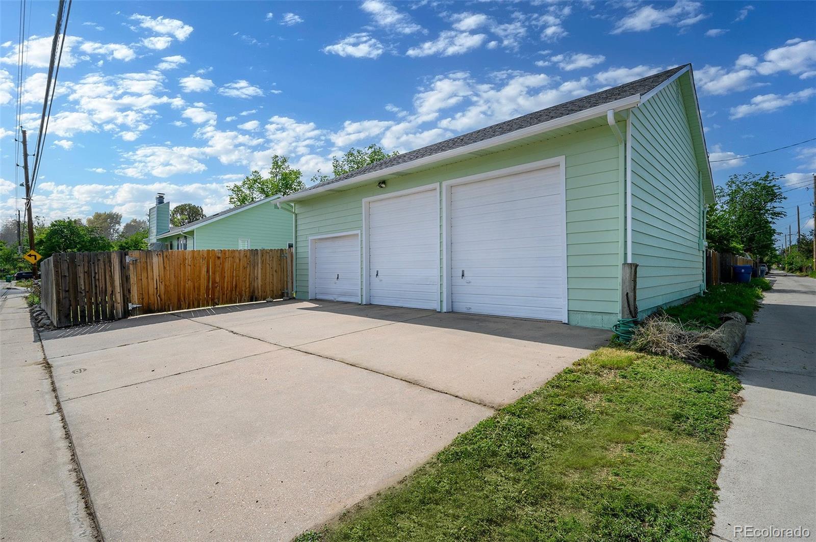 MLS Image #2 for 1391  elmira street,aurora, Colorado