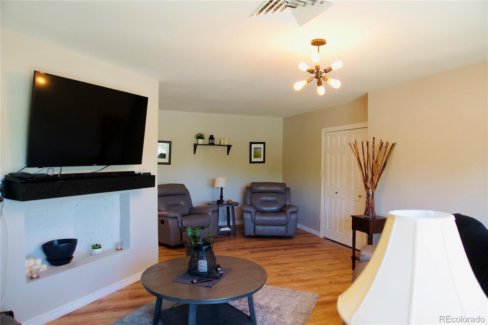 MLS Image #1 for 3825 s monaco parkway,denver, Colorado