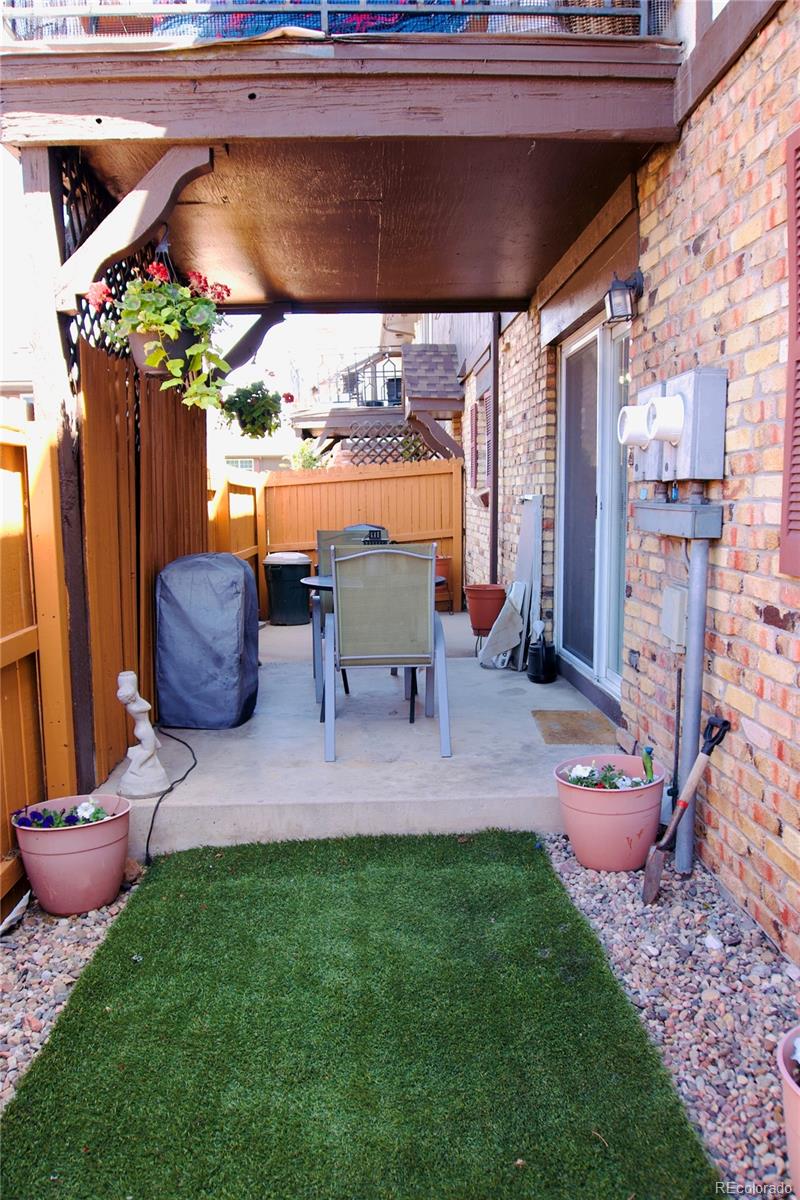 MLS Image #14 for 3825 s monaco parkway,denver, Colorado