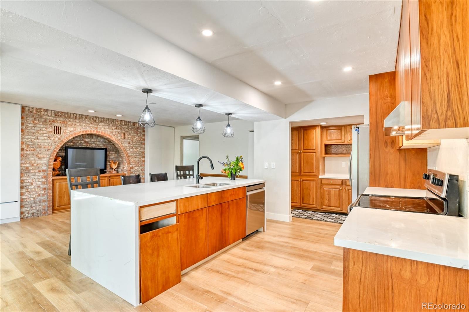 MLS Image #3 for 7074  oak valley drive,colorado springs, Colorado