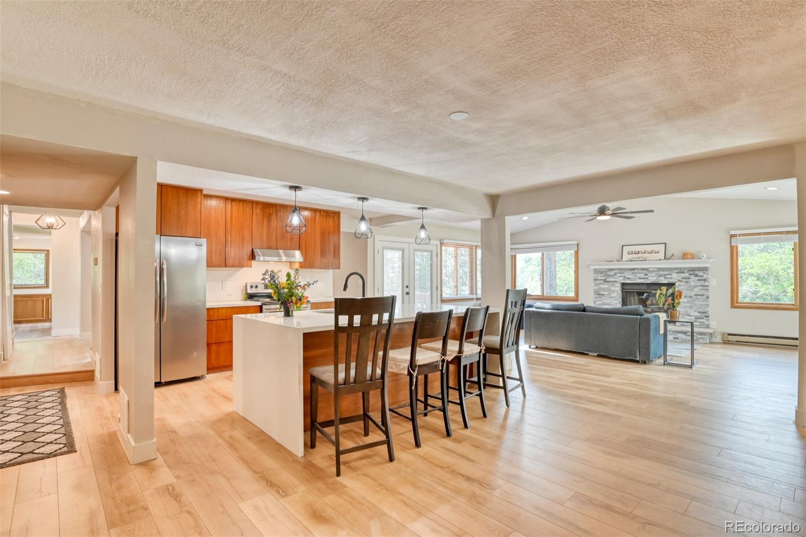 MLS Image #5 for 7074  oak valley drive,colorado springs, Colorado