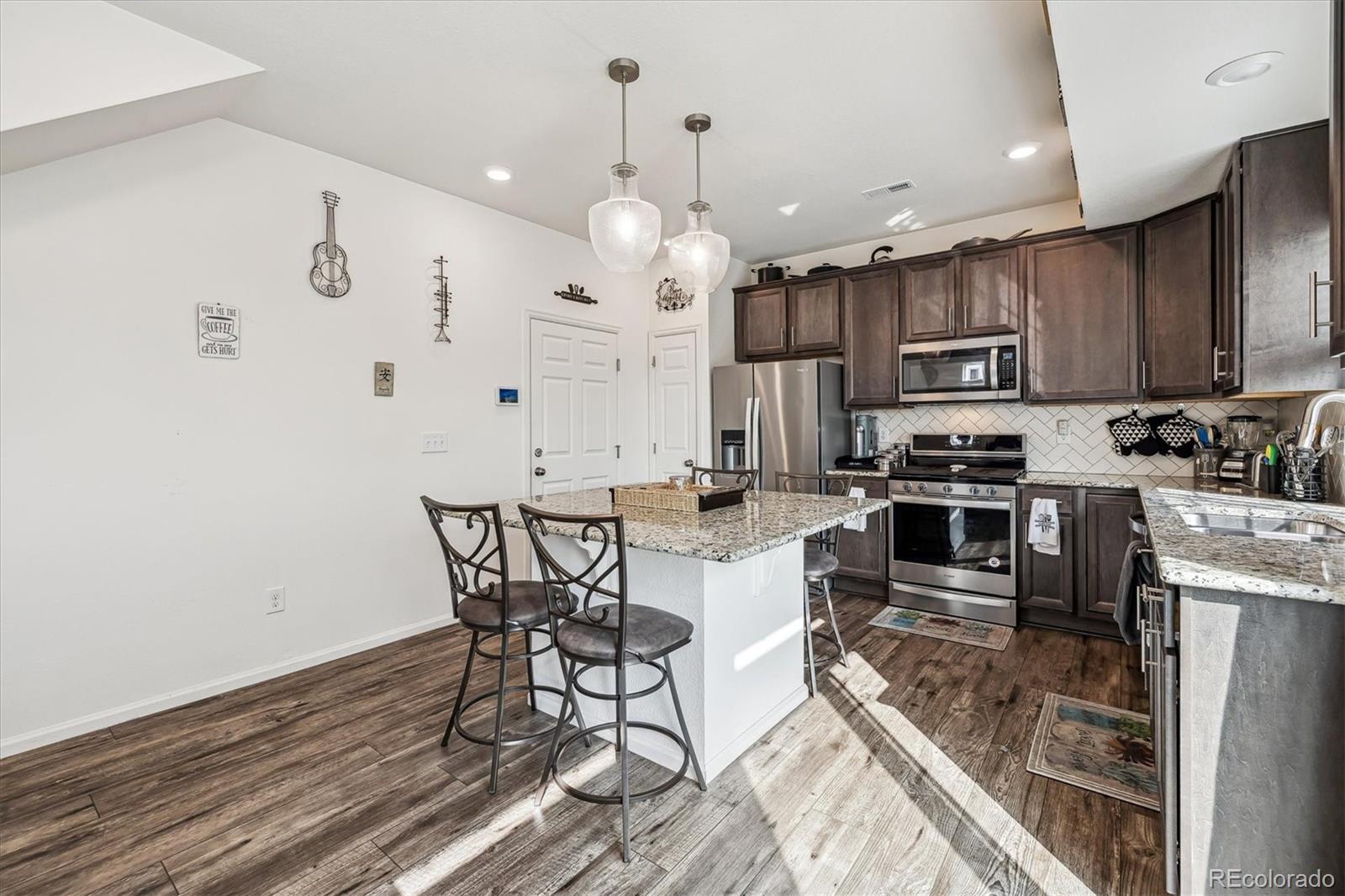 MLS Image #10 for 242 s old hammer court,aurora, Colorado