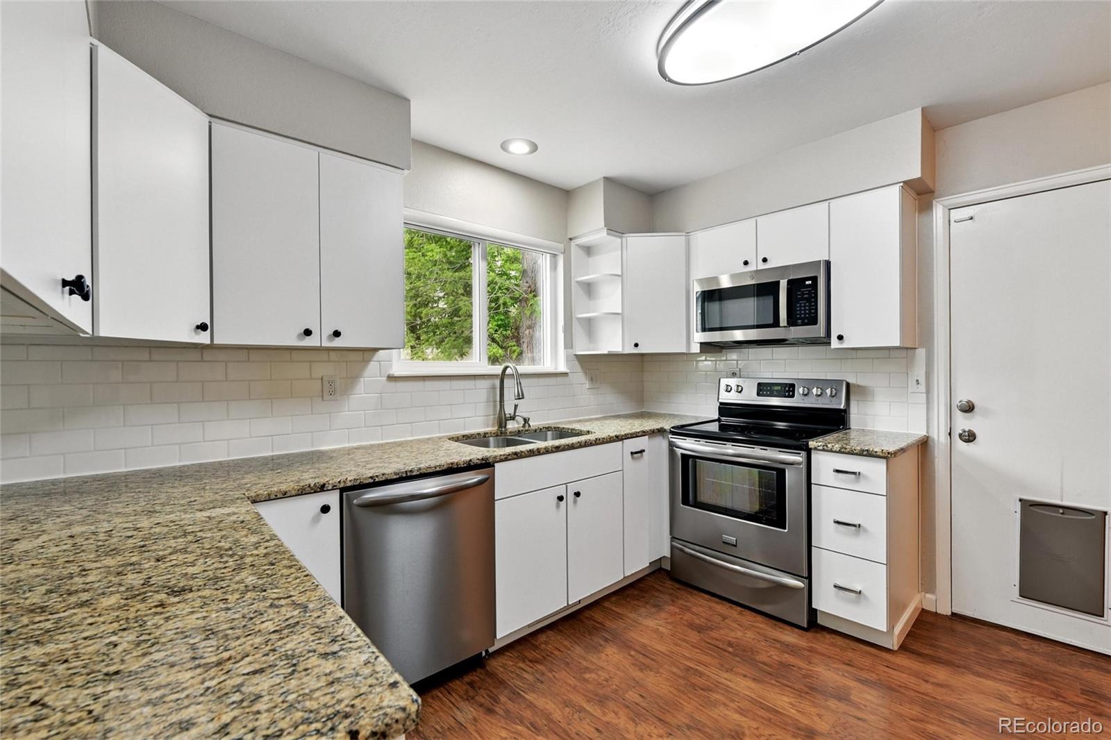 MLS Image #2 for 8056  meadowdale square,niwot, Colorado