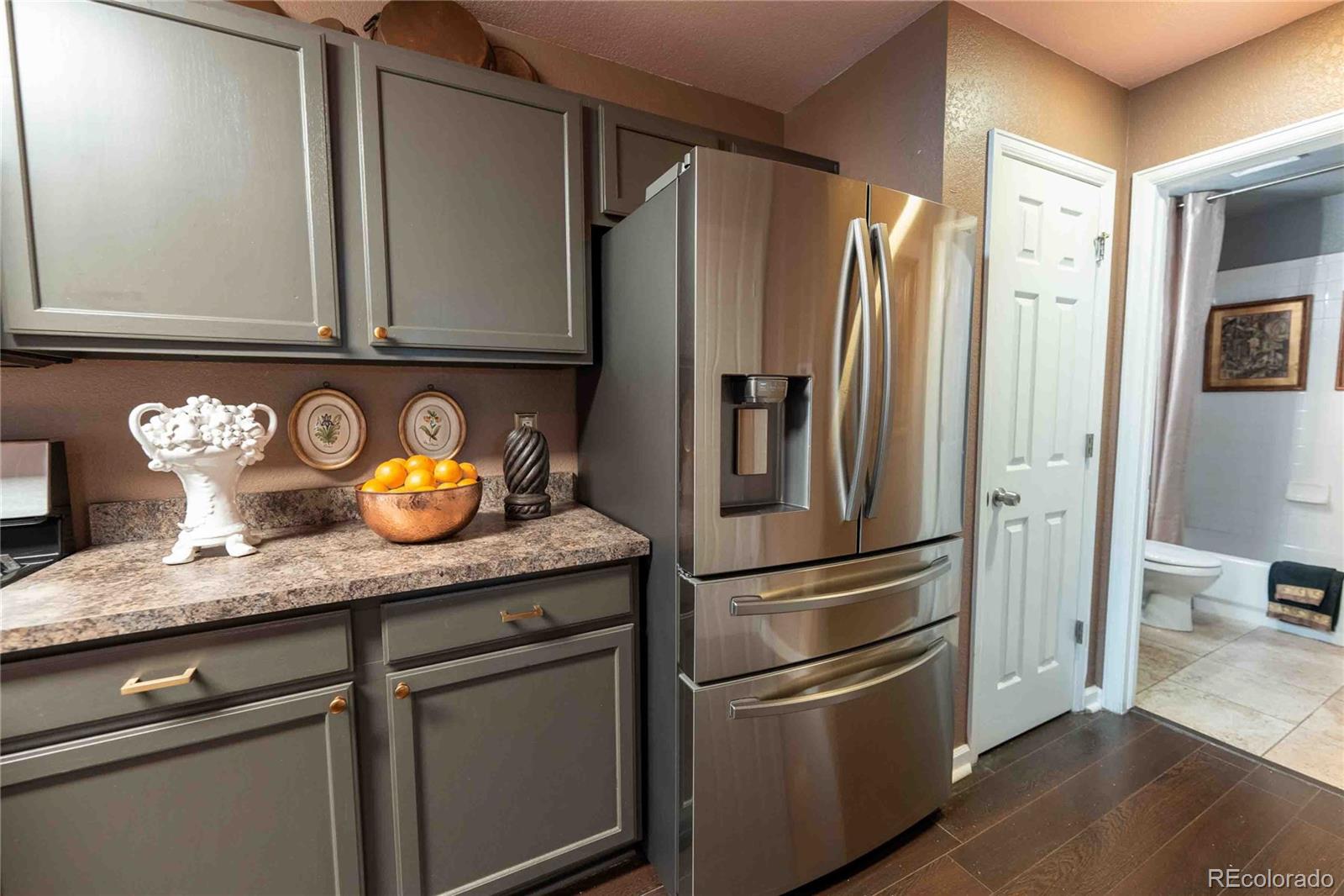 MLS Image #6 for 12242  bannock circle,denver, Colorado