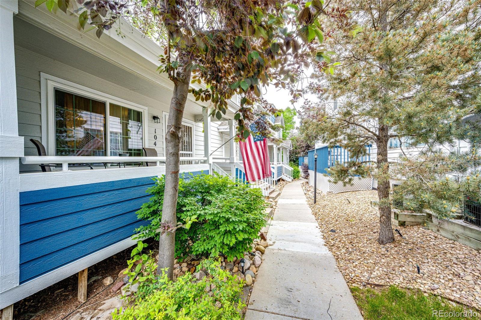 MLS Image #1 for 1372 s cathay court,aurora, Colorado