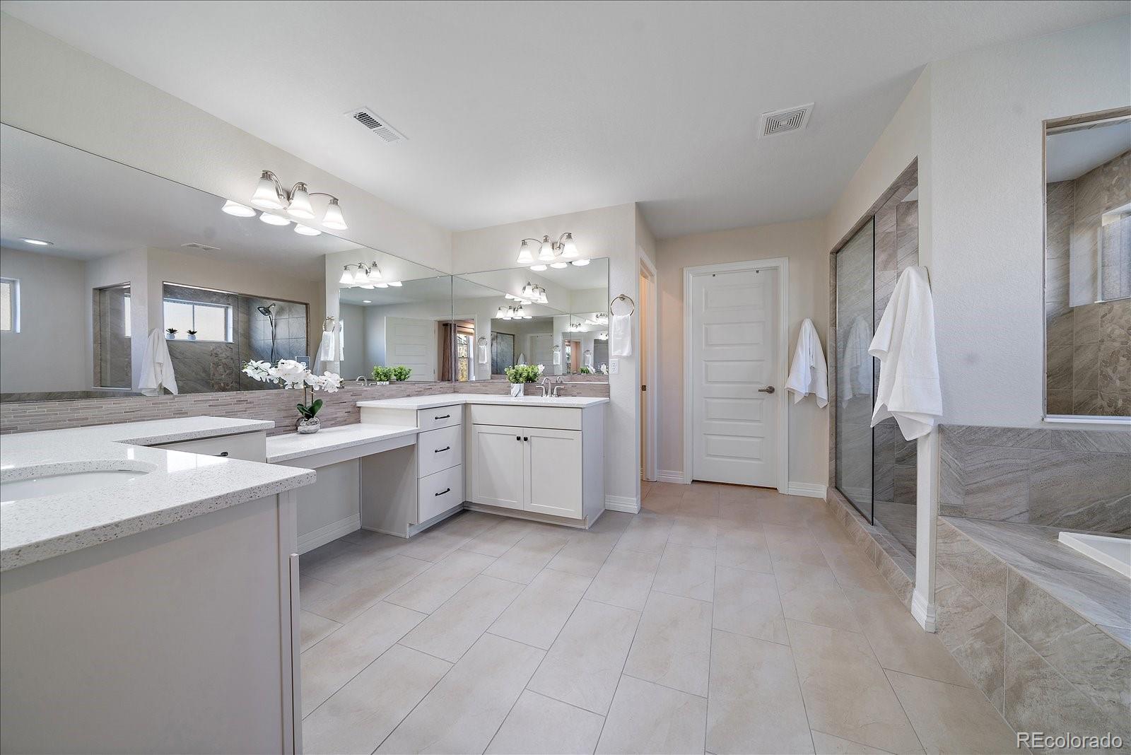 MLS Image #25 for 315  painted horse way,erie, Colorado